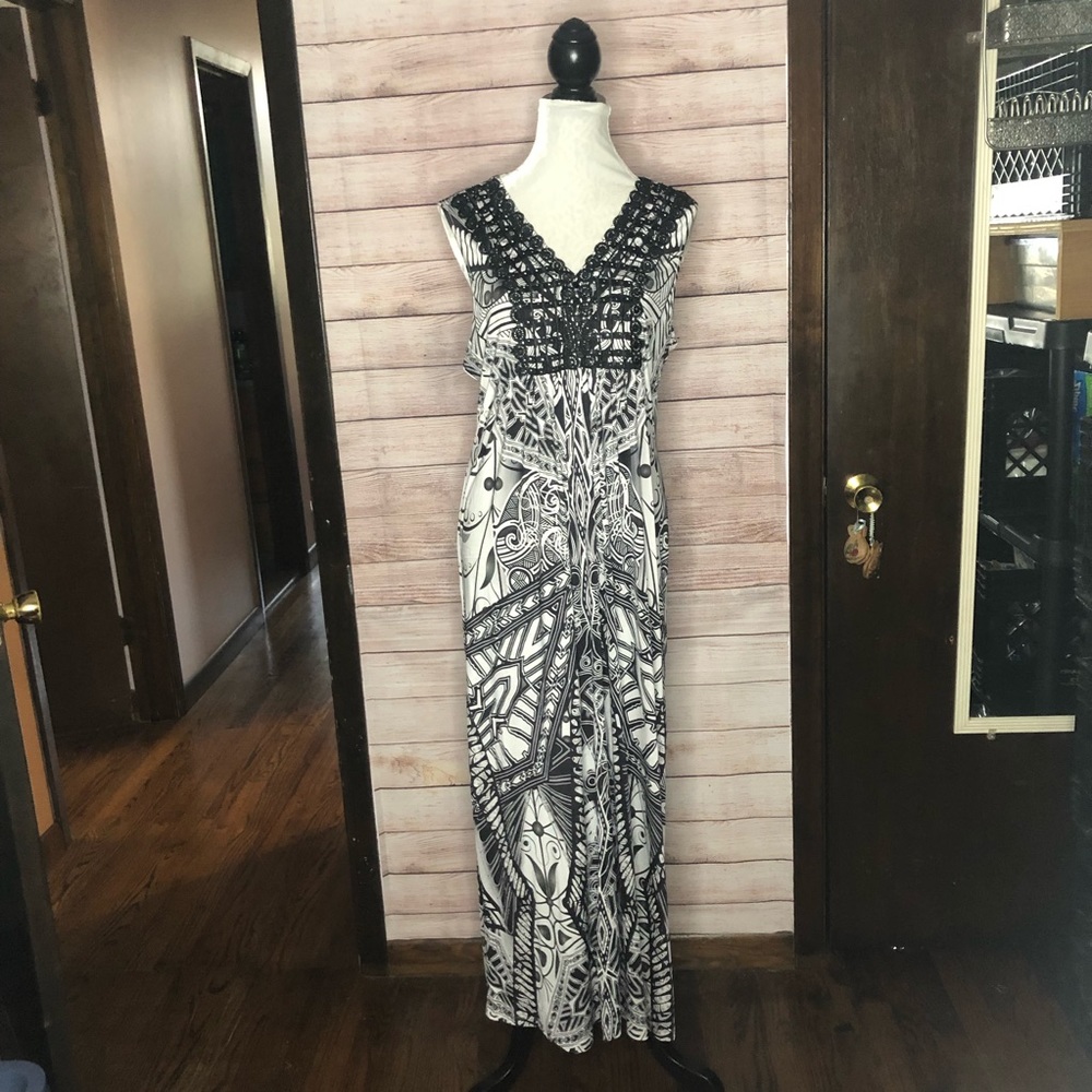 Black & white dress